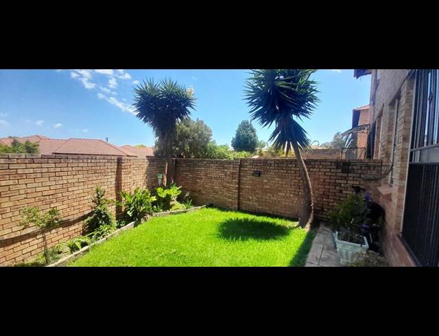 2 BEDROOM PROPERTY TO RENT IN THATCHFIELD